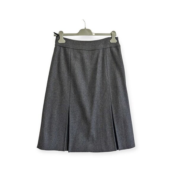 MIU‎ MIU Gray Wool Pleated Skirt, Size 44 Italy, Never worn new condition - Picture 2 of 14